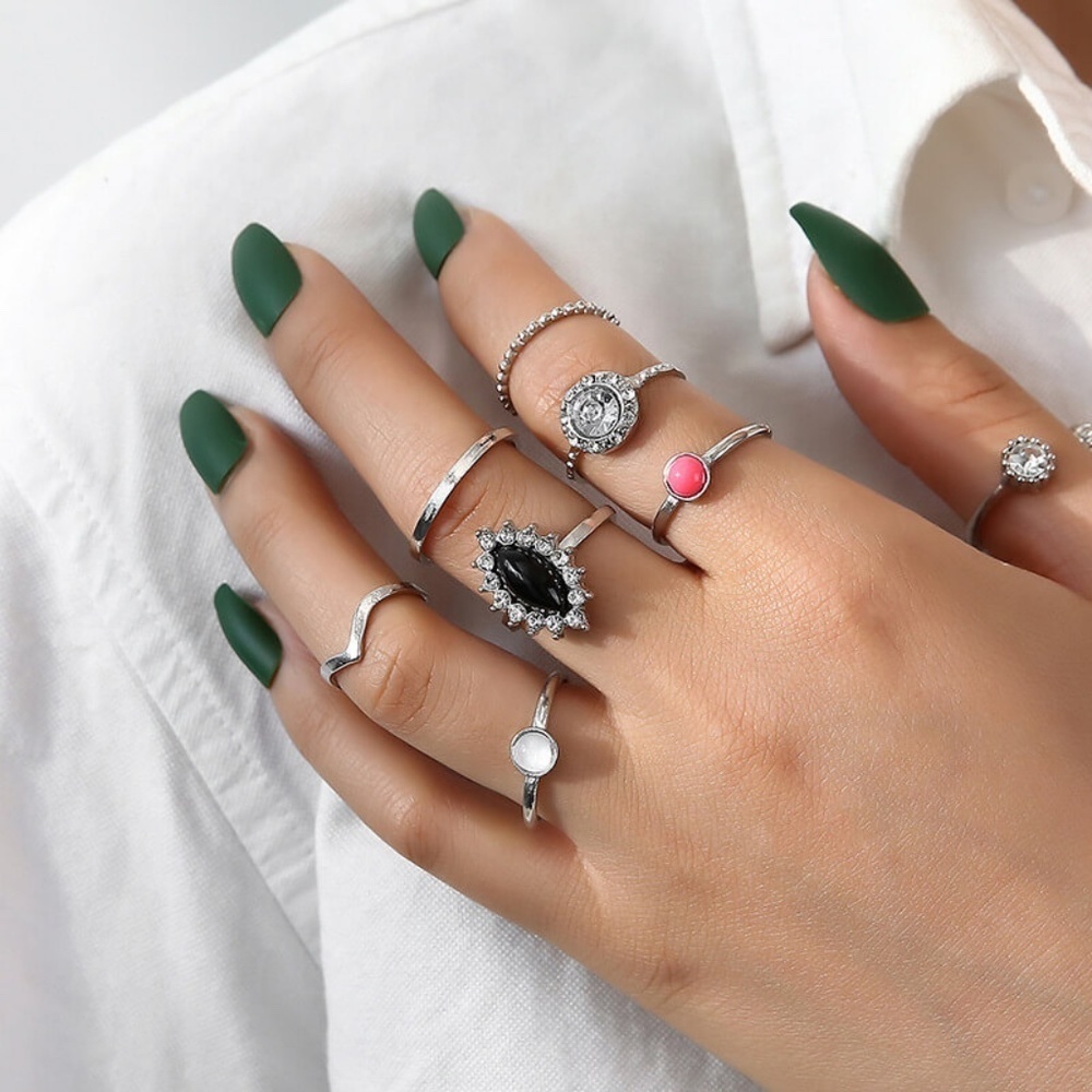 *MAGENA* 8-Pc Silver x Rhinestone Fashion Ring Set